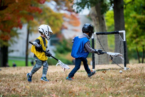kids playing lacrosse - Buckeye Pediatric Dentistry in Reynoldsburg